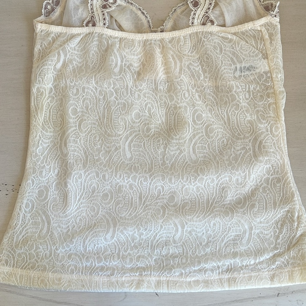 ON GOSSAMER CAMISOLE SET - Picture 6 of 14